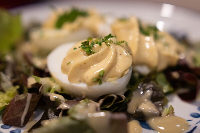 oeuf mayo dans un restaurant bouchon à Guingamp